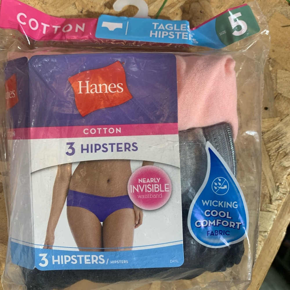 NIP Hanes Hipster Panties Sz 5